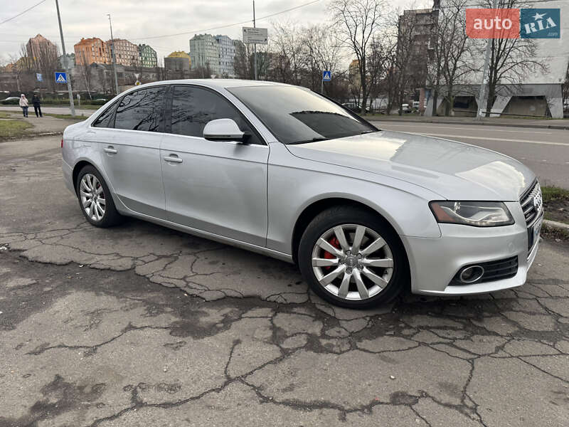 Седан Audi A4 2009 в Киеве