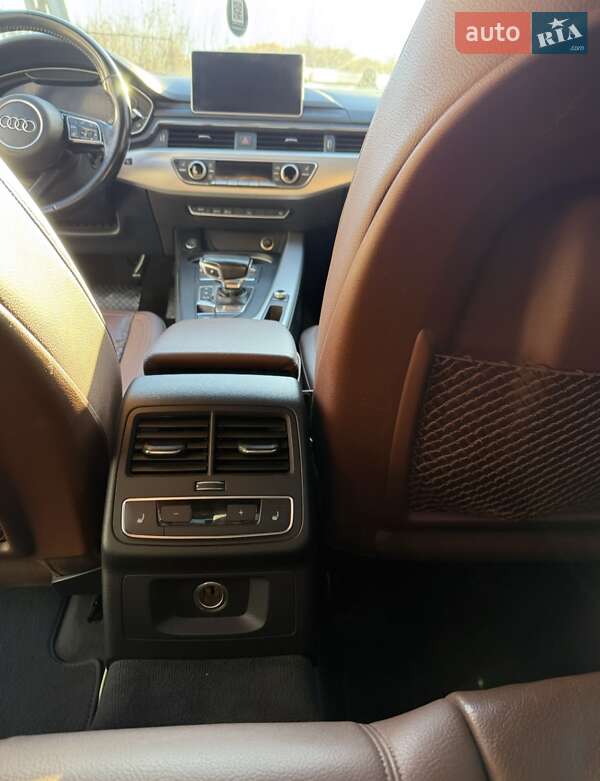 Седан Audi A4 2016 в Тернополе