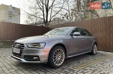 Седан Audi A4 2015 в Львові