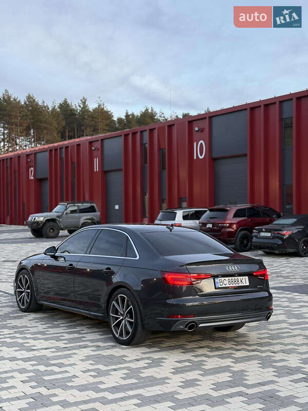 Седан Audi A4 2017 в Львове