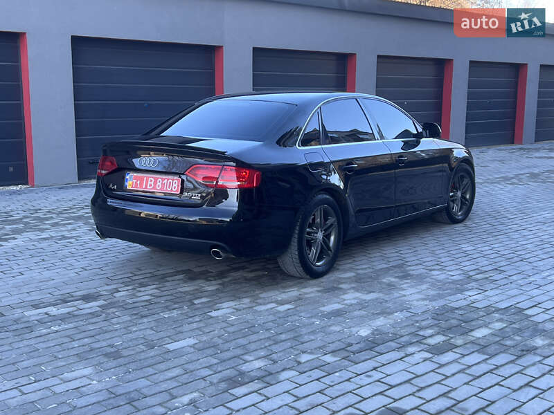 Седан Audi A4 2009 в Чорткове