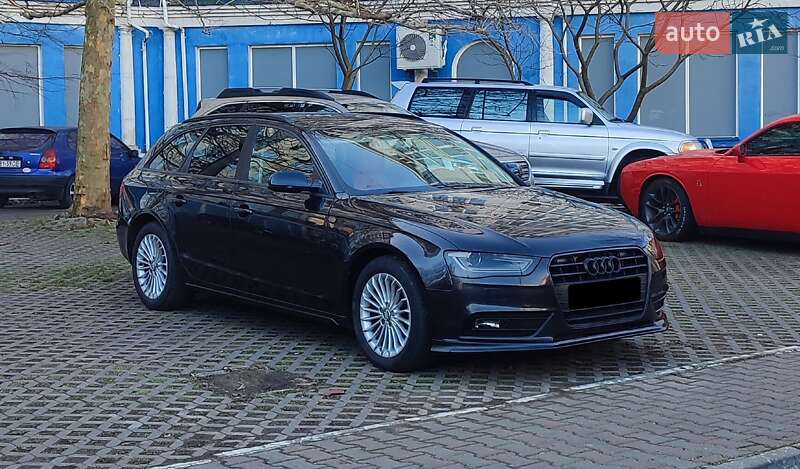 Універсал Audi A4 2013 в Одесі
