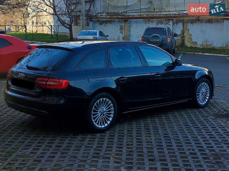 Універсал Audi A4 2013 в Одесі