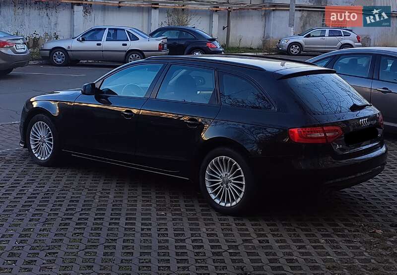 Універсал Audi A4 2013 в Одесі