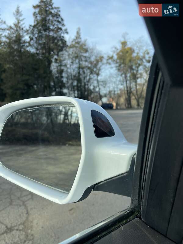 Седан Audi A4 2014 в Львове