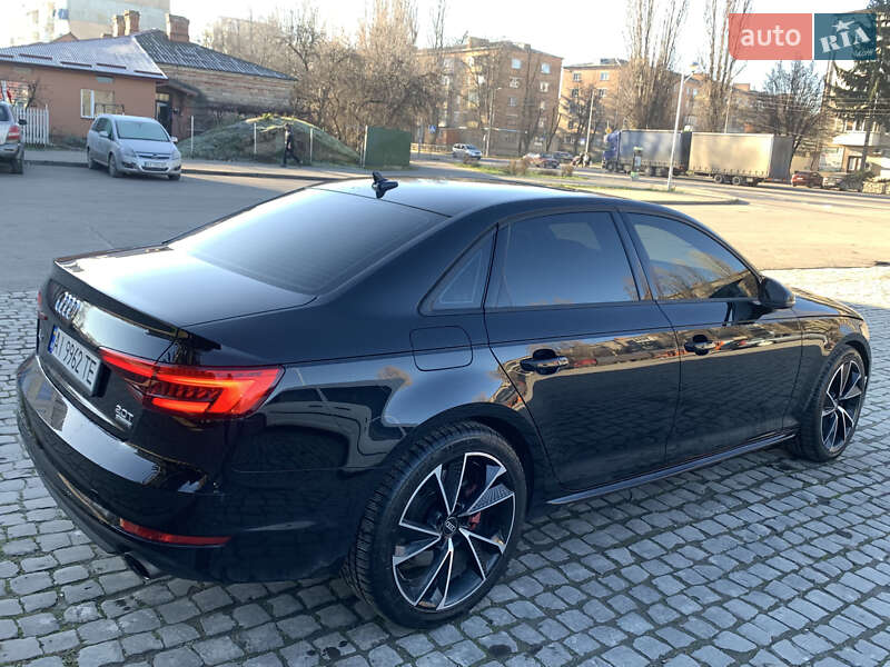 Седан Audi A4 2017 в Киеве