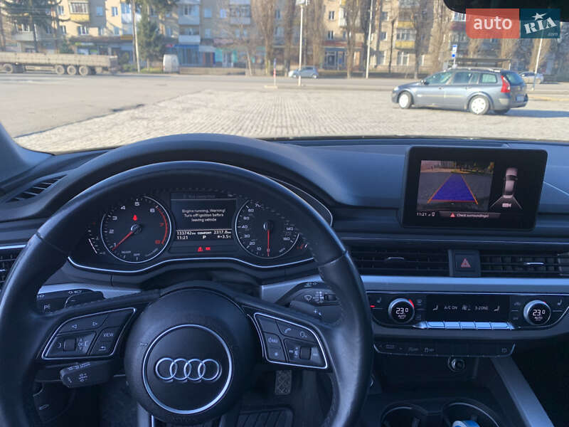 Седан Audi A4 2017 в Киеве