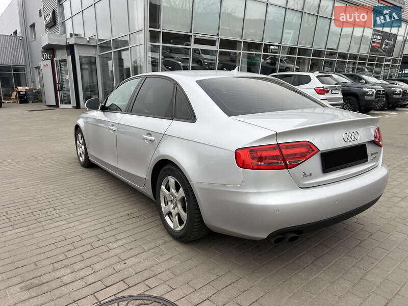 Седан Audi A4 2009 в Киеве