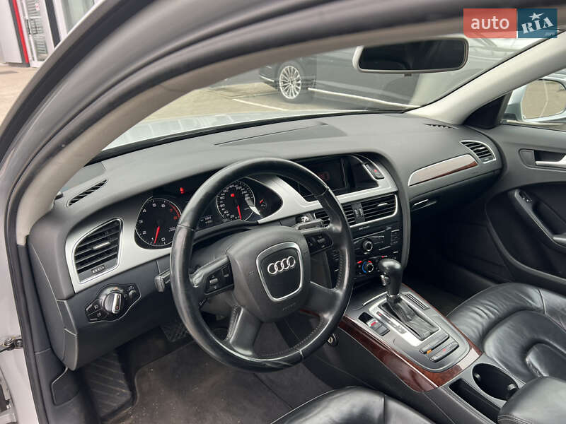Седан Audi A4 2009 в Киеве