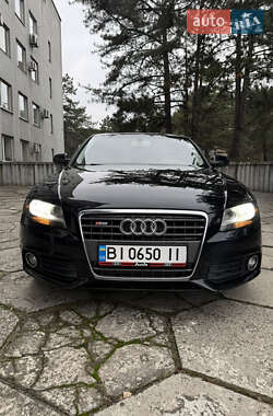Седан Audi A4 2011 в Горішніх Плавнях