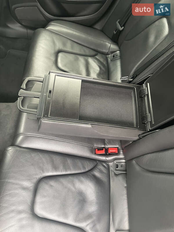 Седан Audi A4 2014 в Луцке