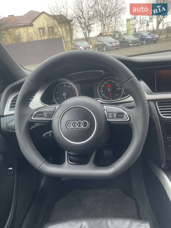 Седан Audi A4 2014 в Луцке