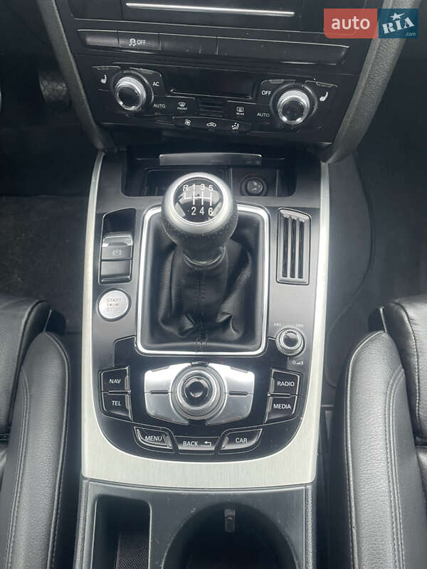 Седан Audi A4 2014 в Луцке