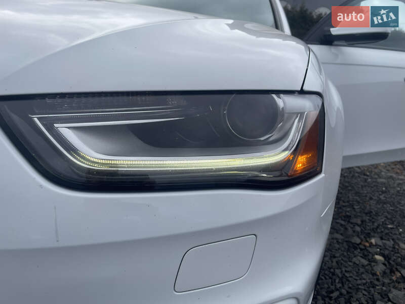 Седан Audi A4 2014 в Луцке