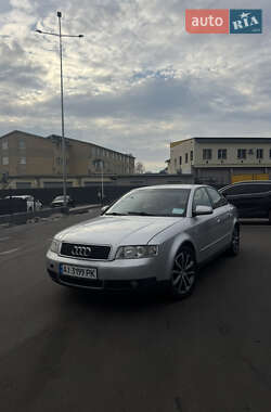Седан Audi A4 2000 в Обухове