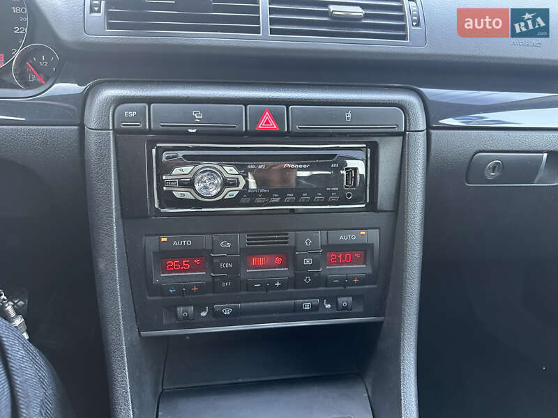 Седан Audi A4 2003 в Киеве