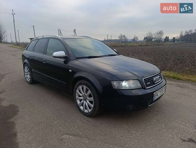 Универсал Audi A4 2004 в Заре