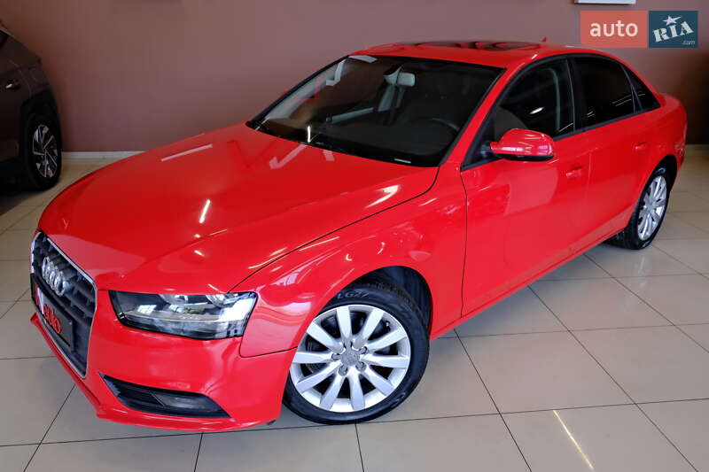 Седан Audi A4 2014 в Одесі