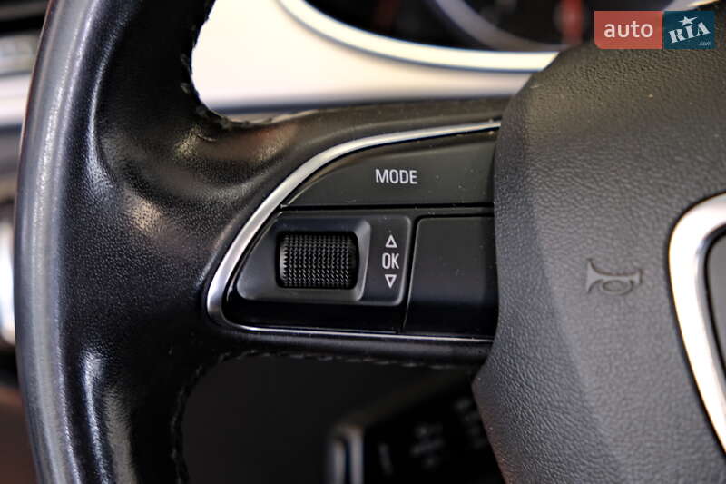 Седан Audi A4 2014 в Одесі