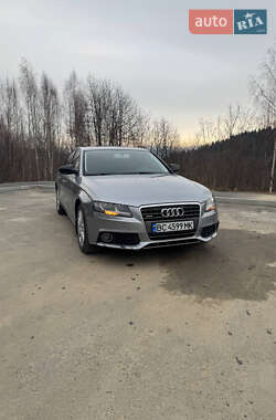Седан Audi A4 2009 в Сходнице
