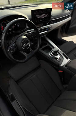 Универсал Audi A4 2019 в Львове
