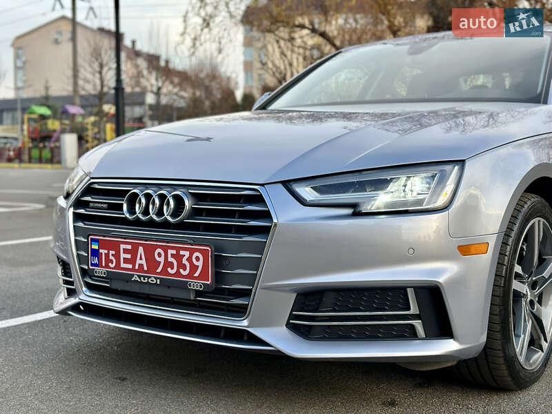 Седан Audi A4 2018 в Киеве