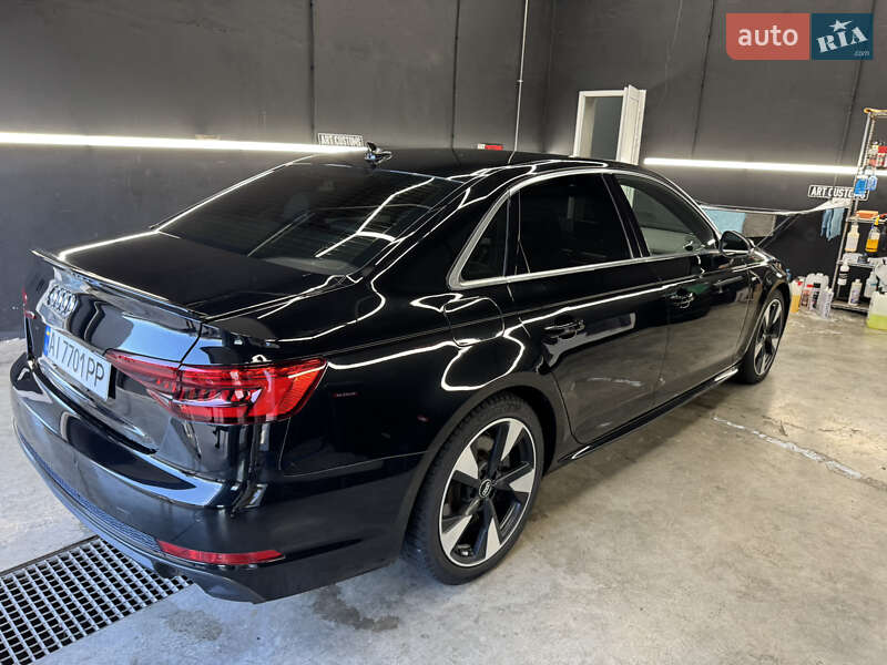 Седан Audi A4 2016 в Киеве