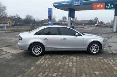 Седан Audi A4 2009 в Лебедине
