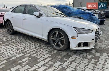 Седан Audi A4 2017 в Львове