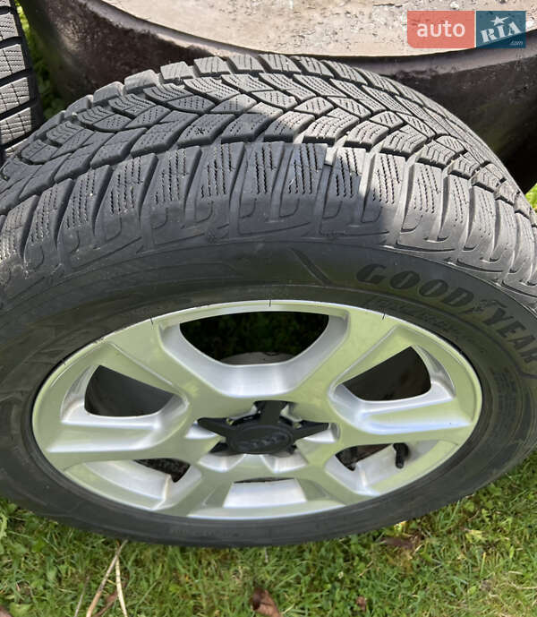 Седан Audi A4 2011 в Новояворовске