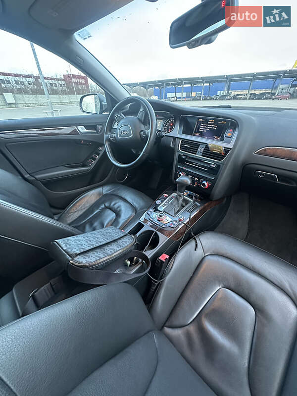 Седан Audi A4 2013 в Люботині