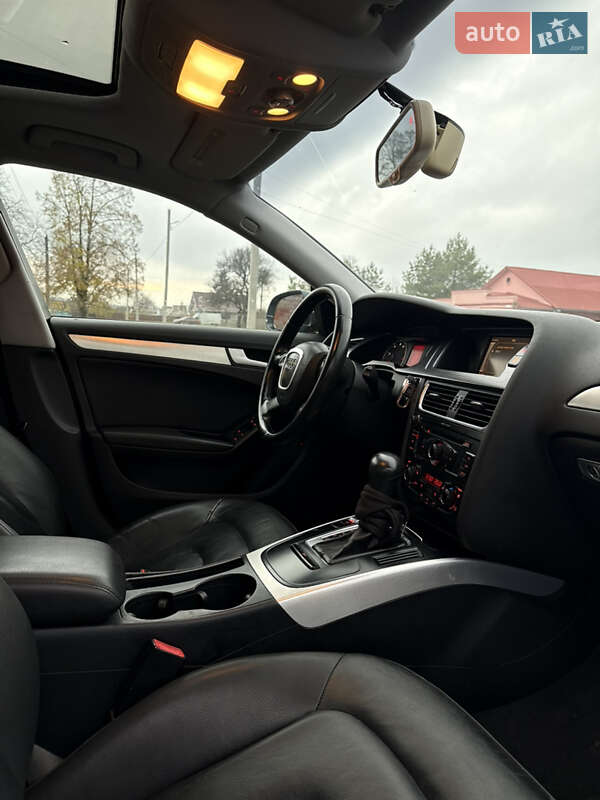 Седан Audi A4 2010 в Запорожье