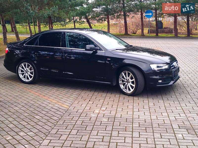 Седан Audi A4 2013 в Дрогобыче
