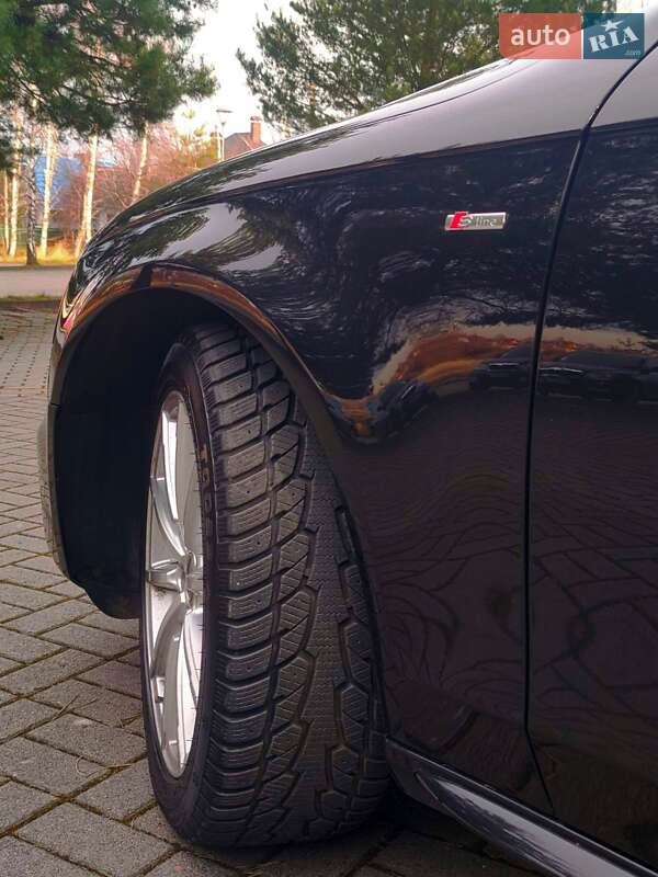 Седан Audi A4 2013 в Дрогобыче