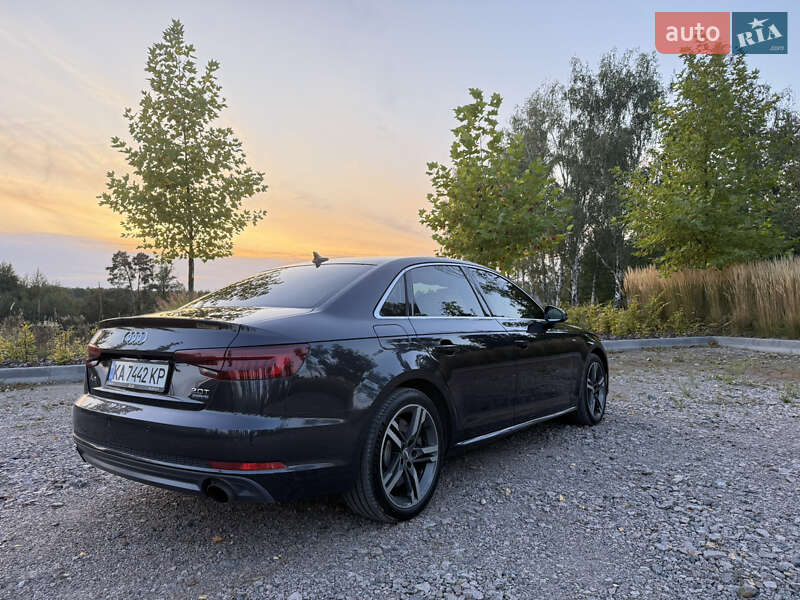 Седан Audi A4 2017 в Киеве