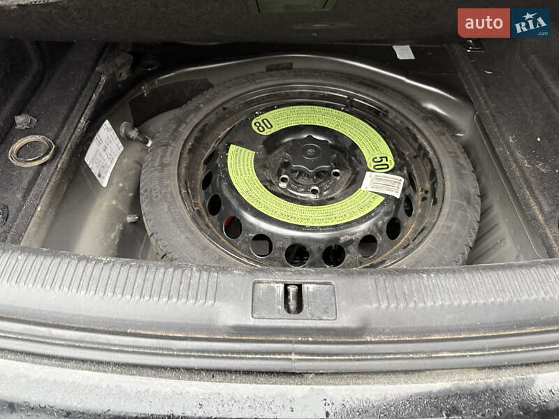 Седан Audi A4 2009 в Овруче