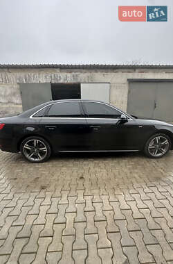 Седан Audi A4 2016 в Долинской