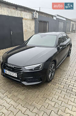 Седан Audi A4 2016 в Долинской