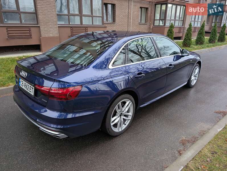 Седан Audi A4 2020 в Чернигове