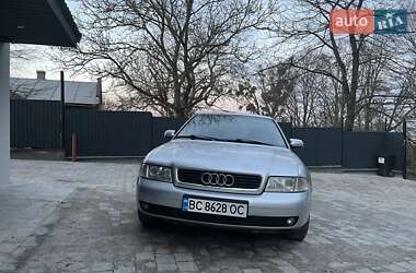 Седан Audi A4 2000 в Львове
