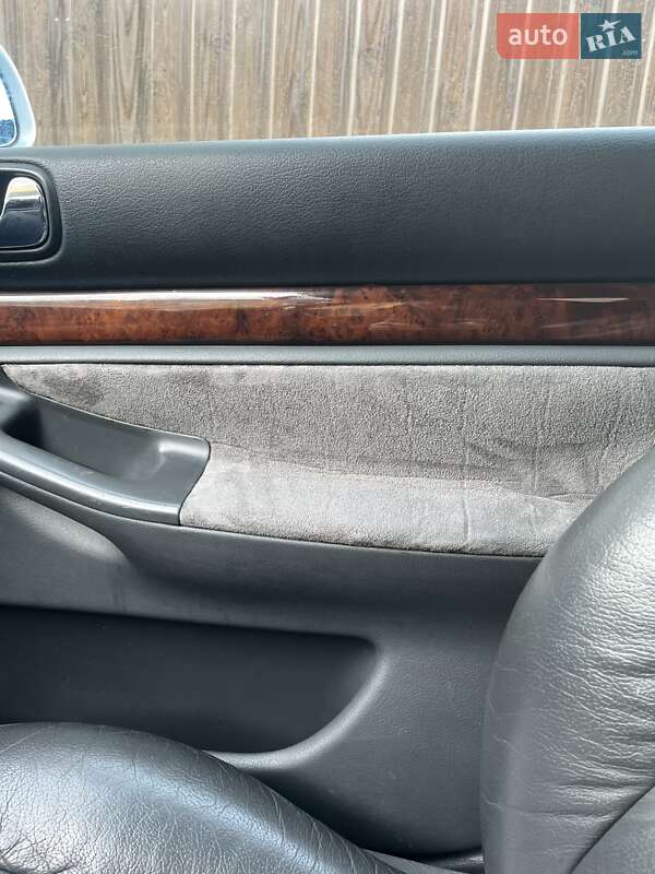 Седан Audi A4 2000 в Львове