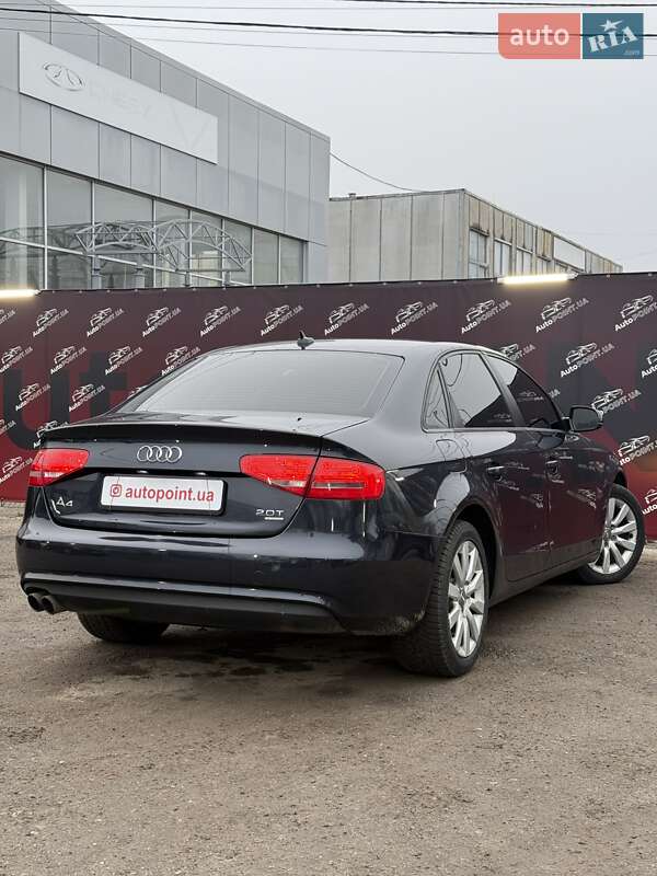 Седан Audi A4 2012 в Сумах