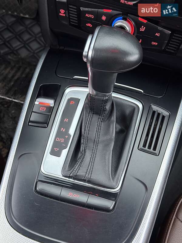 Седан Audi A4 2012 в Сумах