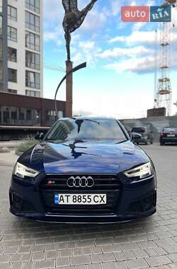 Седан Audi A4 2019 в Івано-Франківську