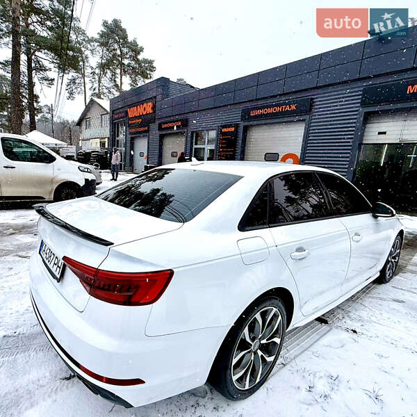 Седан Audi A4 2017 в Буче
