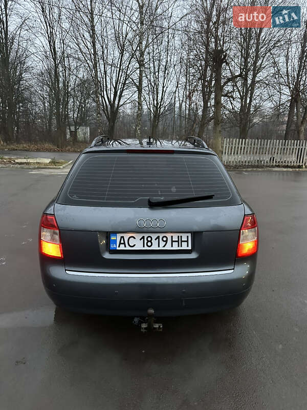 Универсал Audi A4 2002 в Костополе