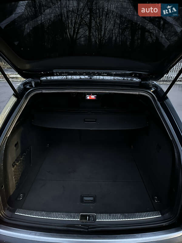 Универсал Audi A4 2002 в Костополе