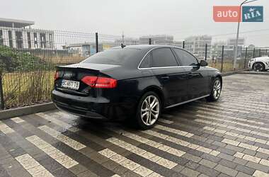 Седан Audi A4 2011 в Львове