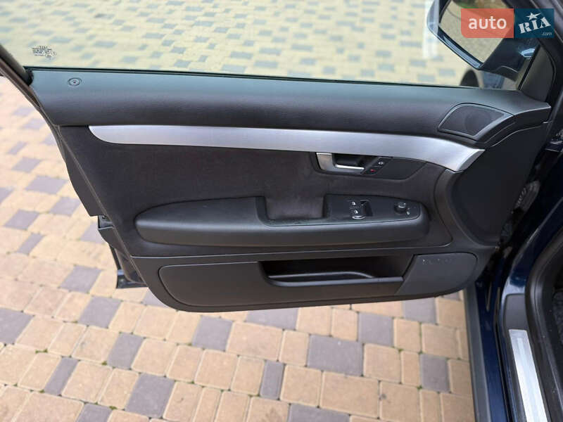Седан Audi A4 2006 в Могилев-Подольске