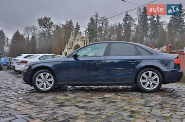 Седан Audi A4 2011 в Львове
